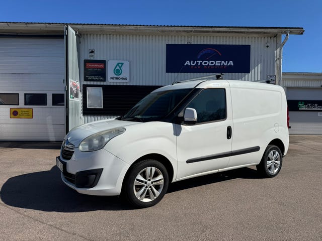 Opel Combo 2012