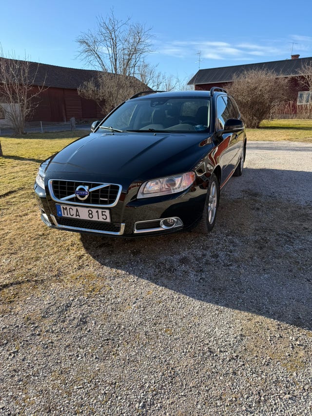 Volvo V70 2012