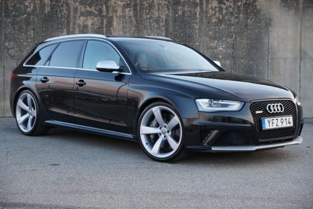 Audi RS4 2013