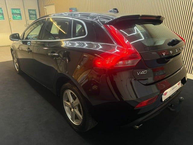 Volvo V40 2015 – bild 3