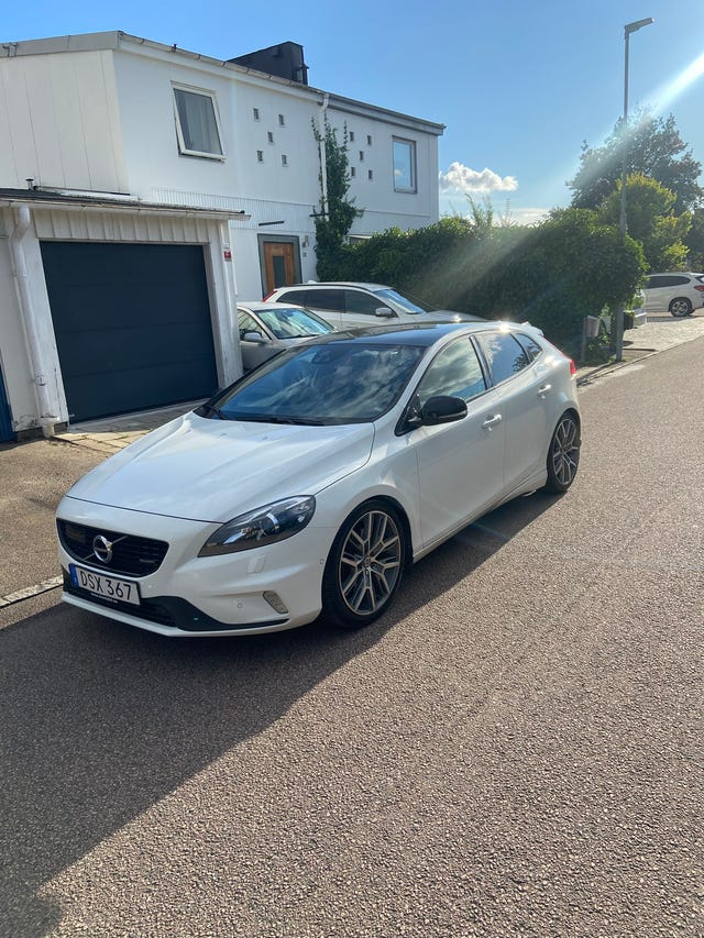 Volvo V40 2015