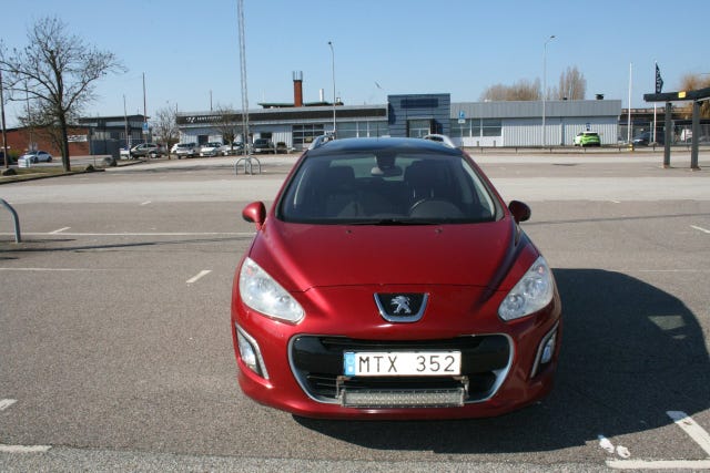 Peugeot 308 SW 2012