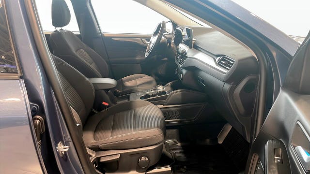 Ford Kuga 2022 – bild 3