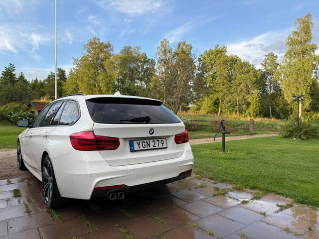 BMW 320d 2017 – bild 2