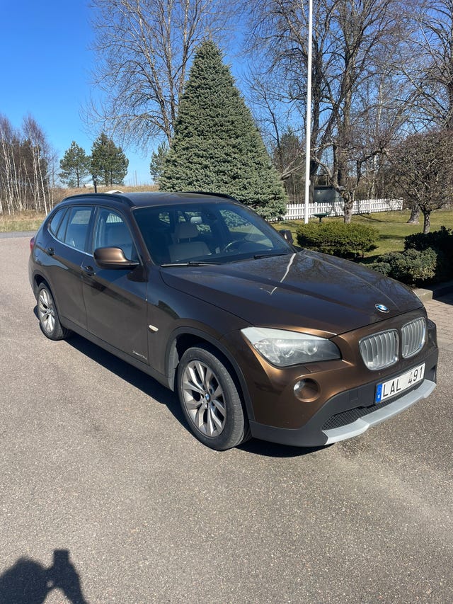 BMW X1 2011