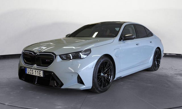 BMW M5 2025