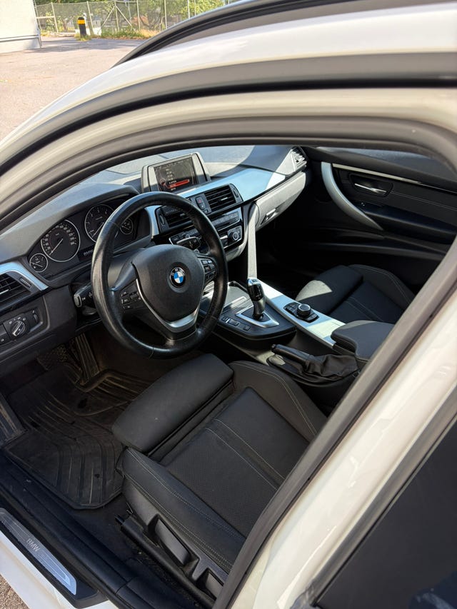BMW 320d 2017 – bild 4