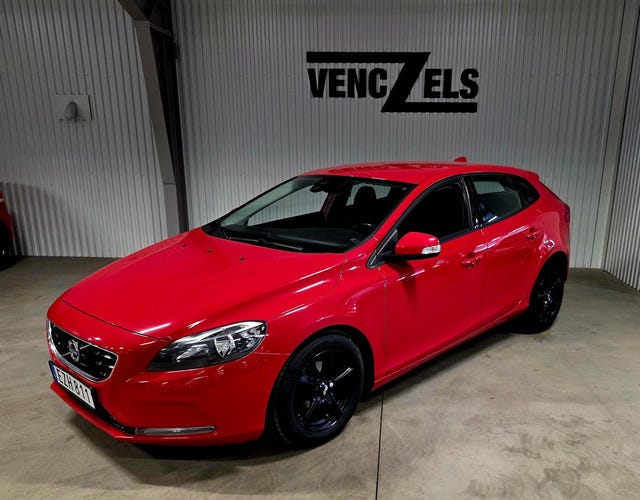 Volvo V40 2015