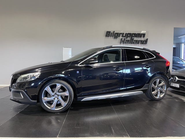 Volvo V40 Cross Country 2015