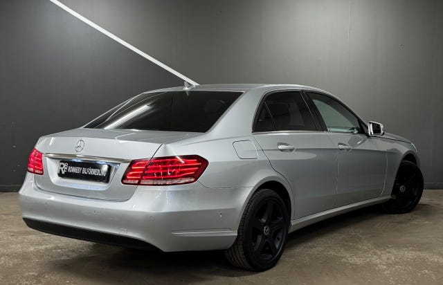 Mercedes-Benz E220 2014 – bild 4
