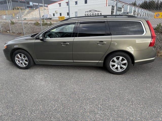 Volvo V70 2011 – bild 2