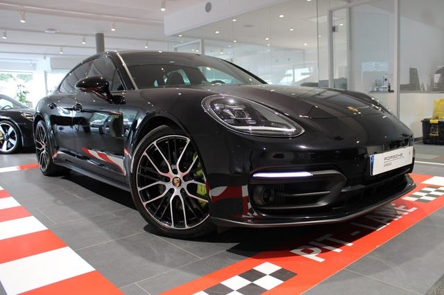 Porsche Panamera 4 2021