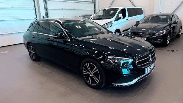 Mercedes-Benz E220 d 2023