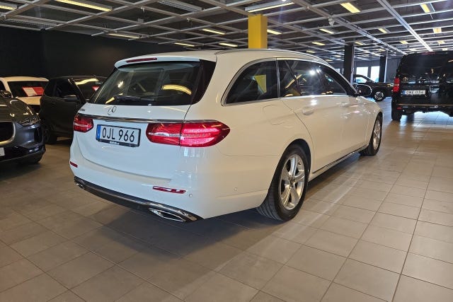 Mercedes-Benz E200 2018 – bild 3