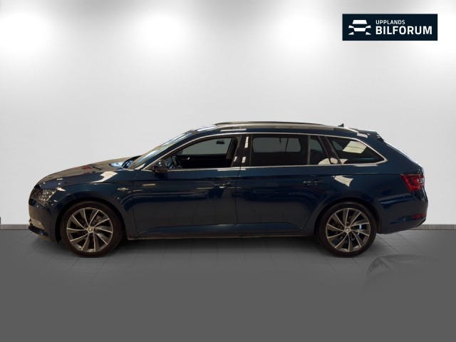 Skoda Superb 2017 – bild 4