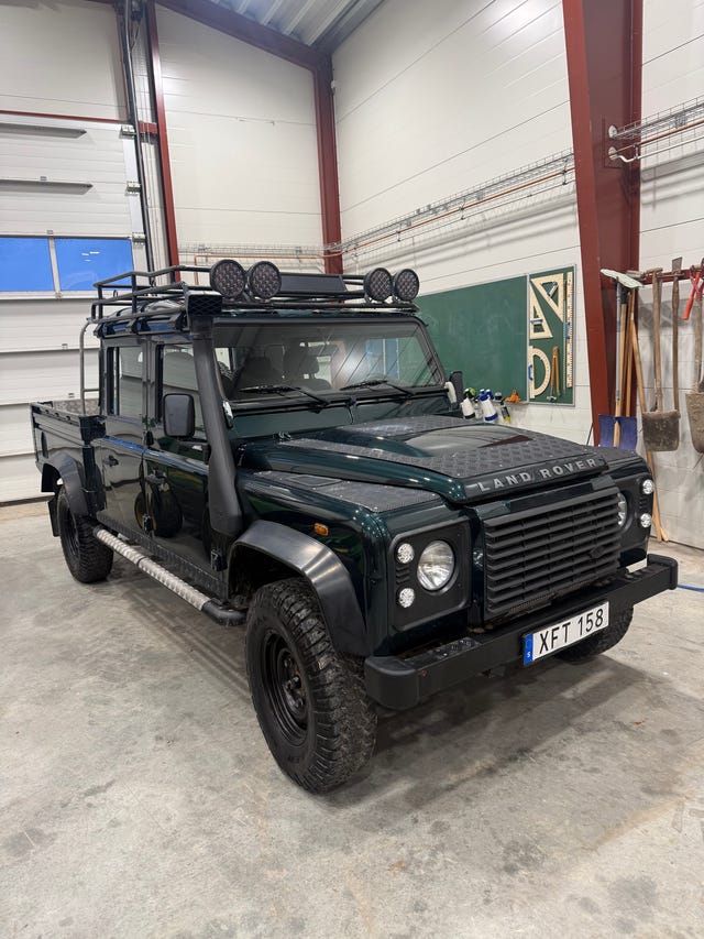 Land Rover Defender 130 2012