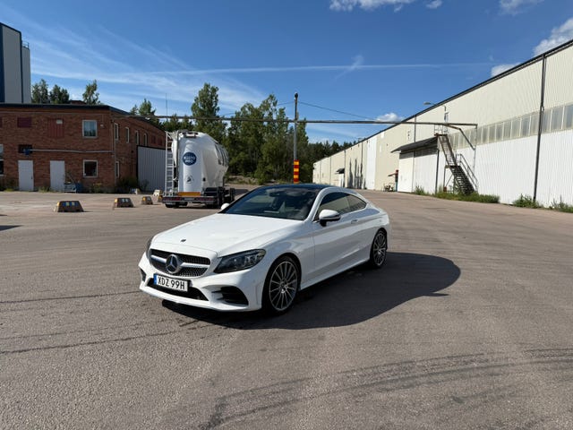 Mercedes-Benz C300 2021