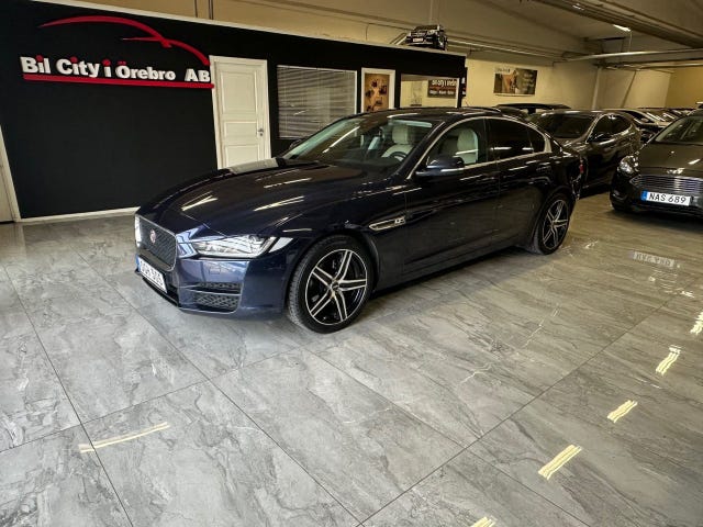 Jaguar XE 2017