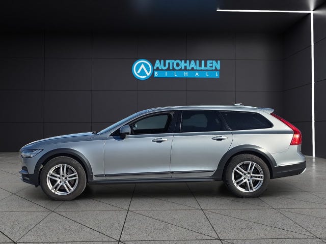 Volvo V90 Cross Country 2019 – bild 3