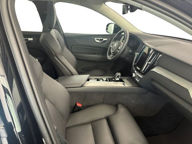 Volvo XC60 2025 – bild 4