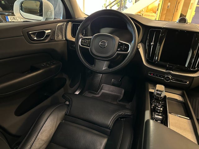Volvo XC60 2021 – bild 4