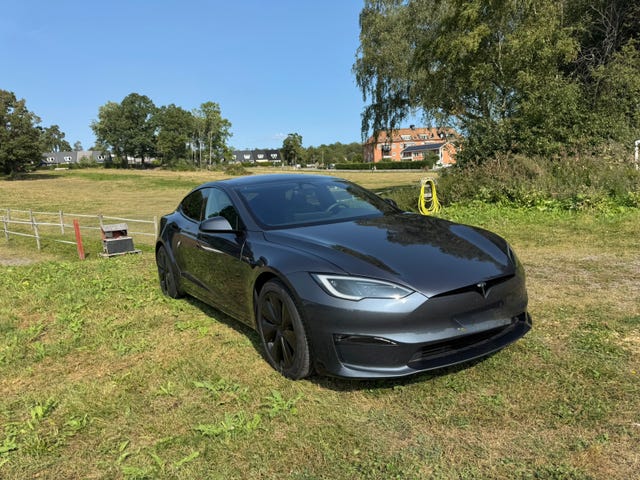 Tesla Model S 2023