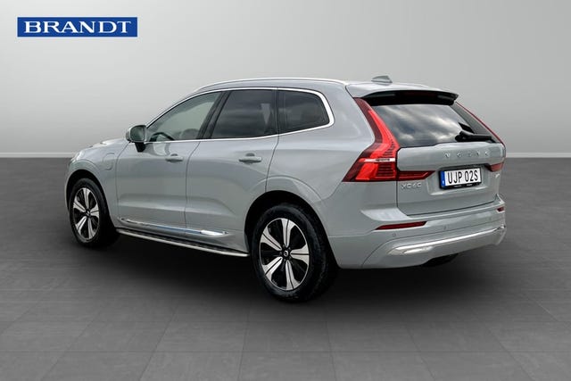 Volvo XC60 2025 – bild 2