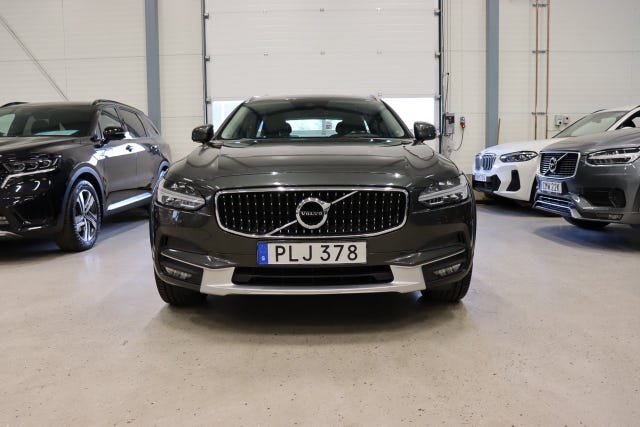 Volvo V90 Cross Country 2018 – bild 2