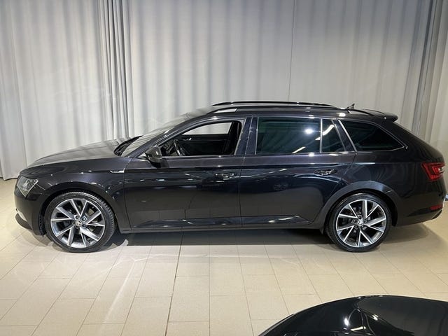 Skoda Superb 2018 – bild 4