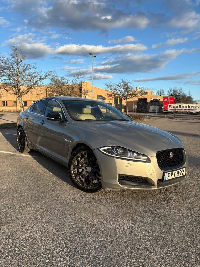 Jaguar XF 2014