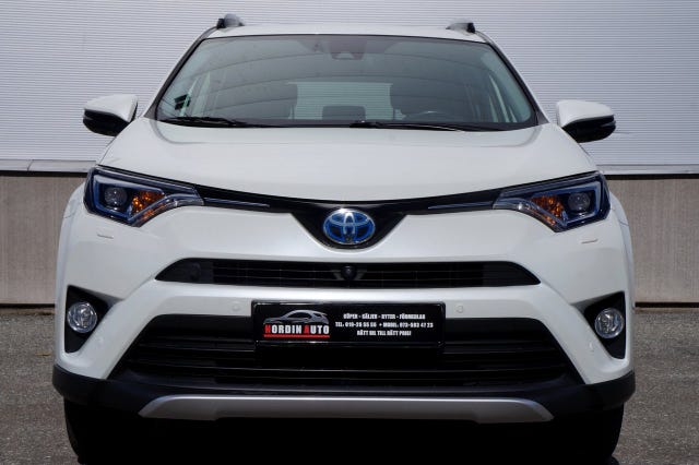 Toyota RAV4 2016 – bild 3