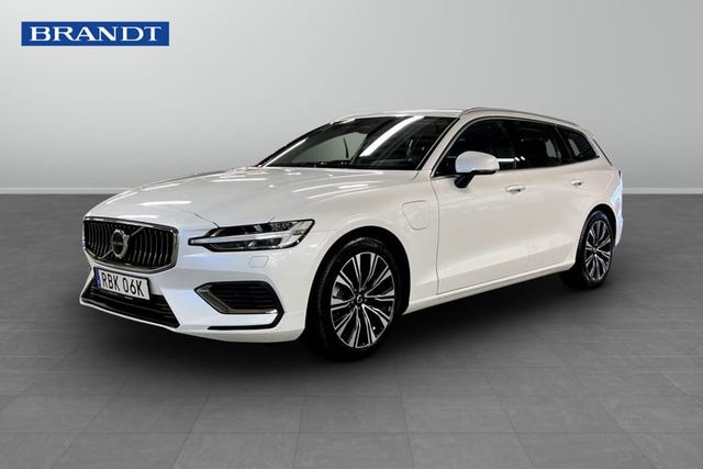 Volvo V60 2025