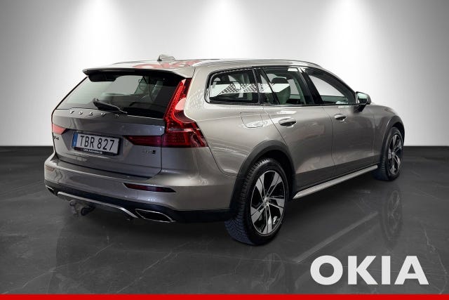 Volvo V60 Cross Country 2019 – bild 3