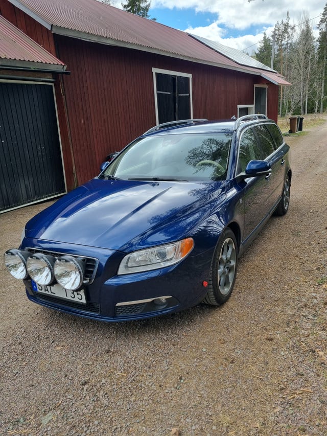 Volvo V70 2012