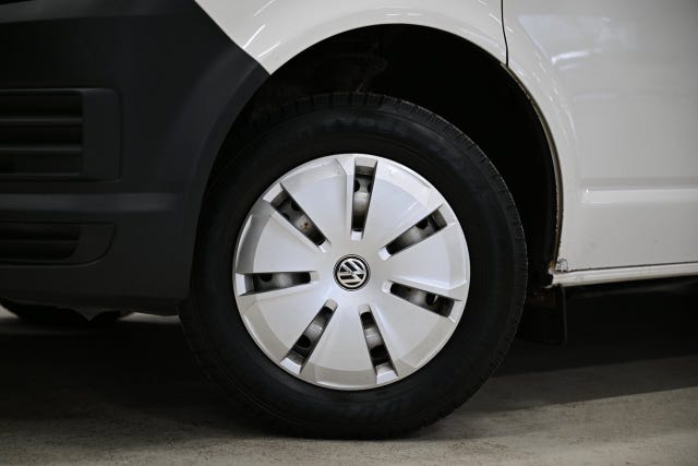 Volkswagen Transporter 2018 – bild 3