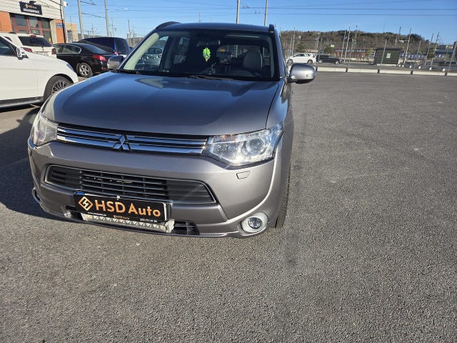 Mitsubishi Outlander 2014