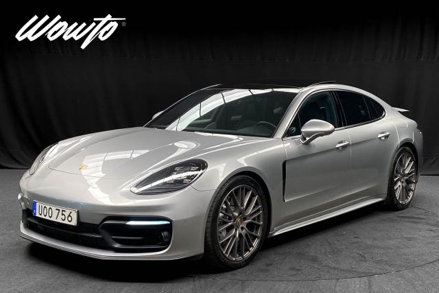 Porsche Panamera 4 2021