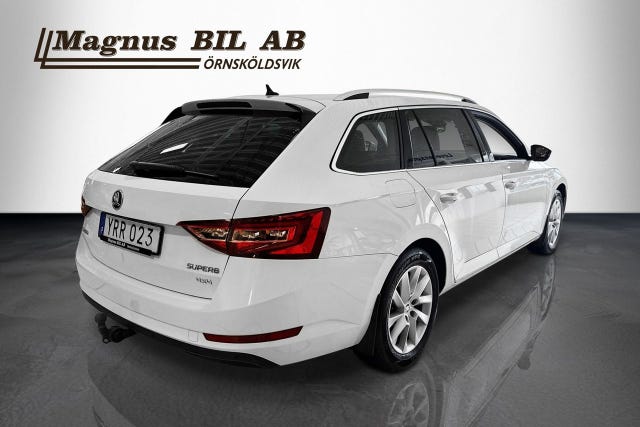 Skoda Superb 2018 – bild 3