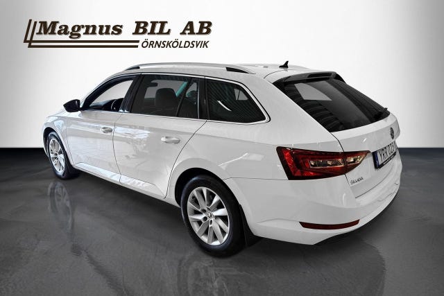 Skoda Superb 2018 – bild 4