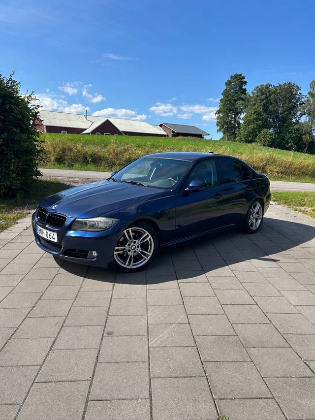 BMW 320d 2010