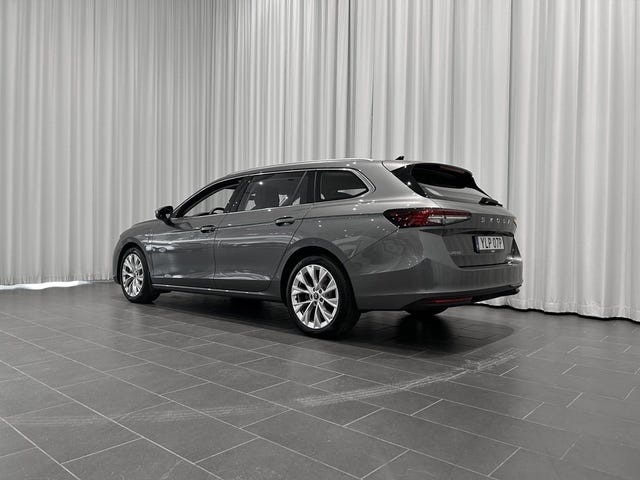 Skoda Superb 2025 – bild 3