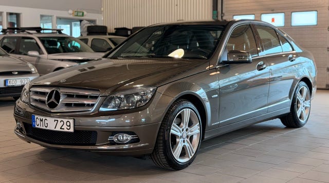 Mercedes-Benz C300 2010