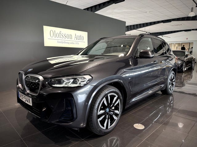BMW iX3 2023