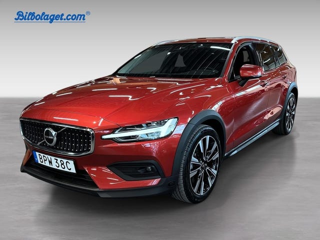 Volvo V60 Cross Country 2024