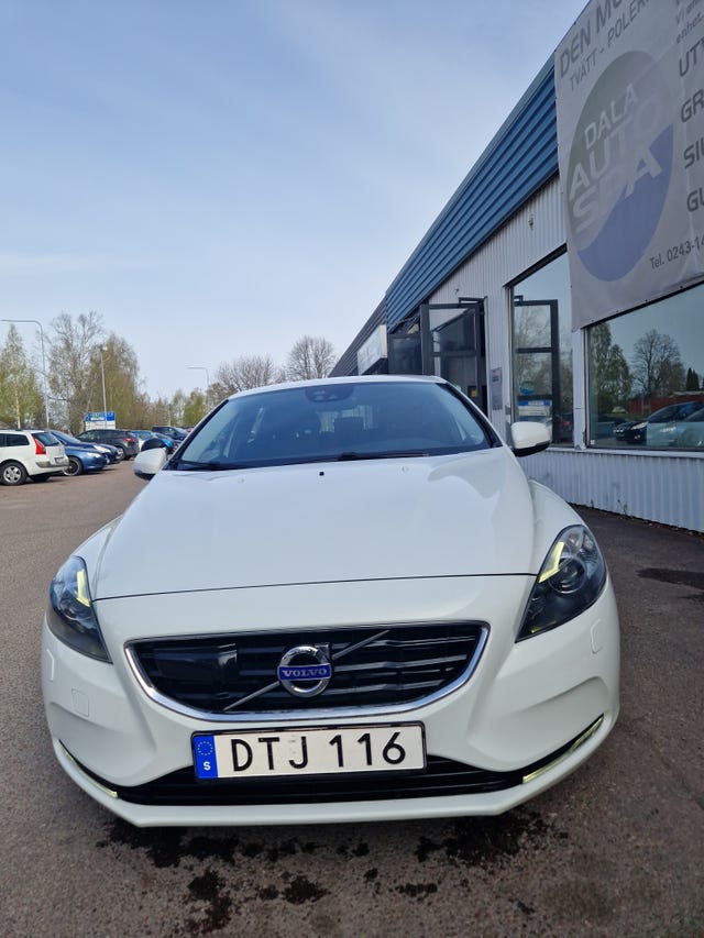 Volvo V40 2015