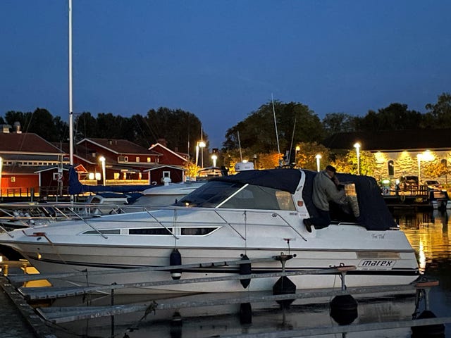 MAREX 290 SunCruiser