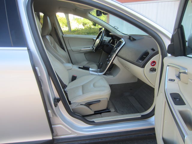 Volvo XC60 2011 – bild 3
