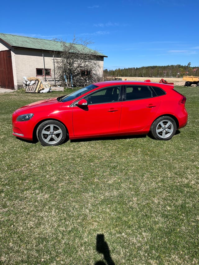 Volvo V40 2014 – bild 2