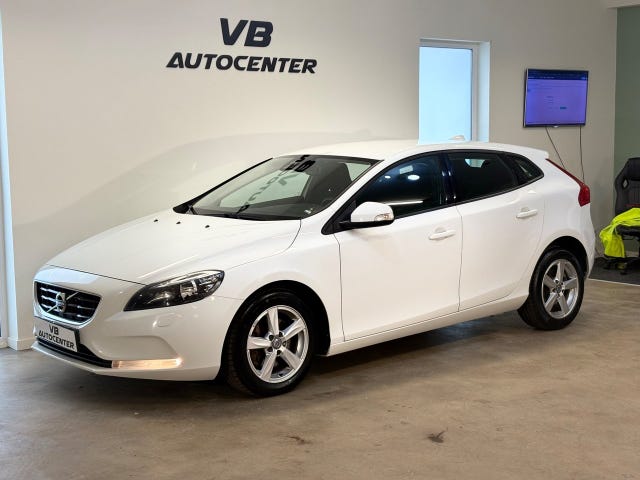 Volvo V40 2016
