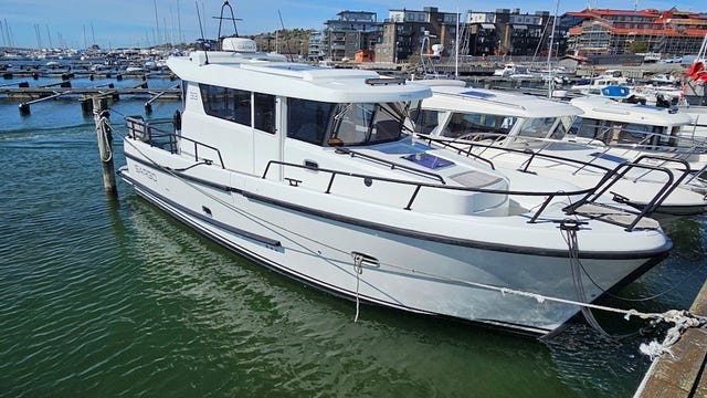 Sargo 33 Explorer - 2 x VP D4 300